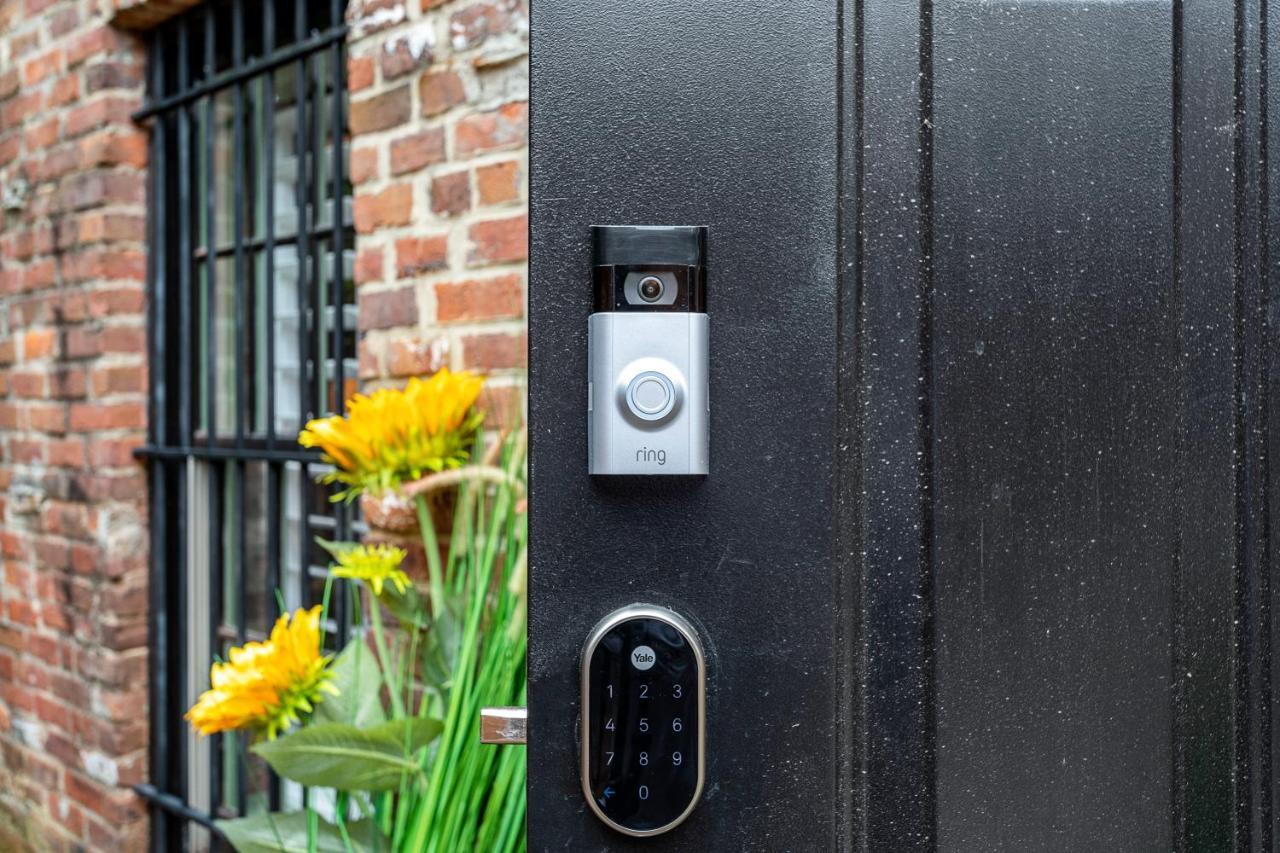 Private Loft Carriage House Walk Score 95 Alexandria Bagian luar foto
