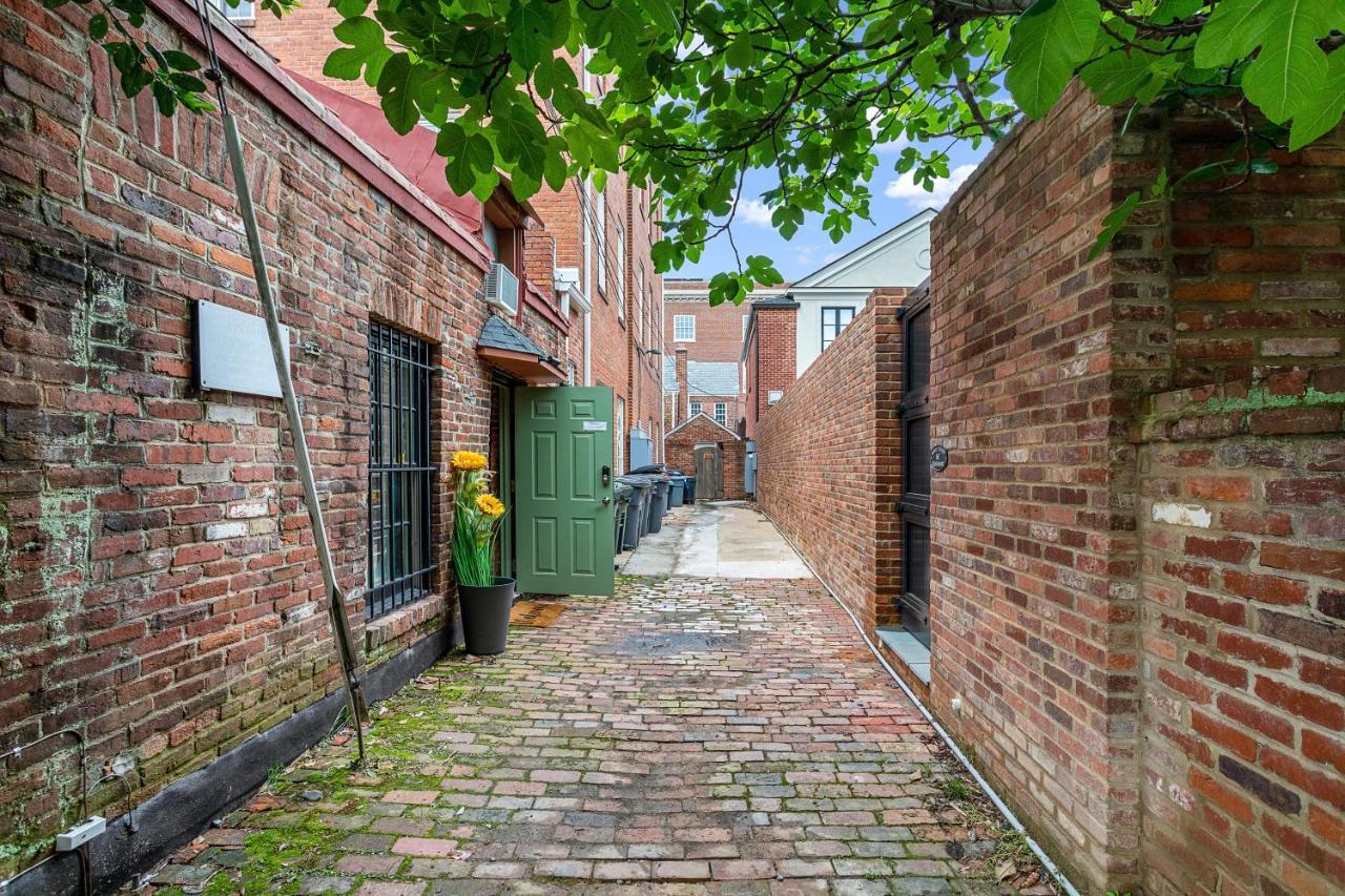 Private Loft Carriage House Walk Score 95 Alexandria Bagian luar foto